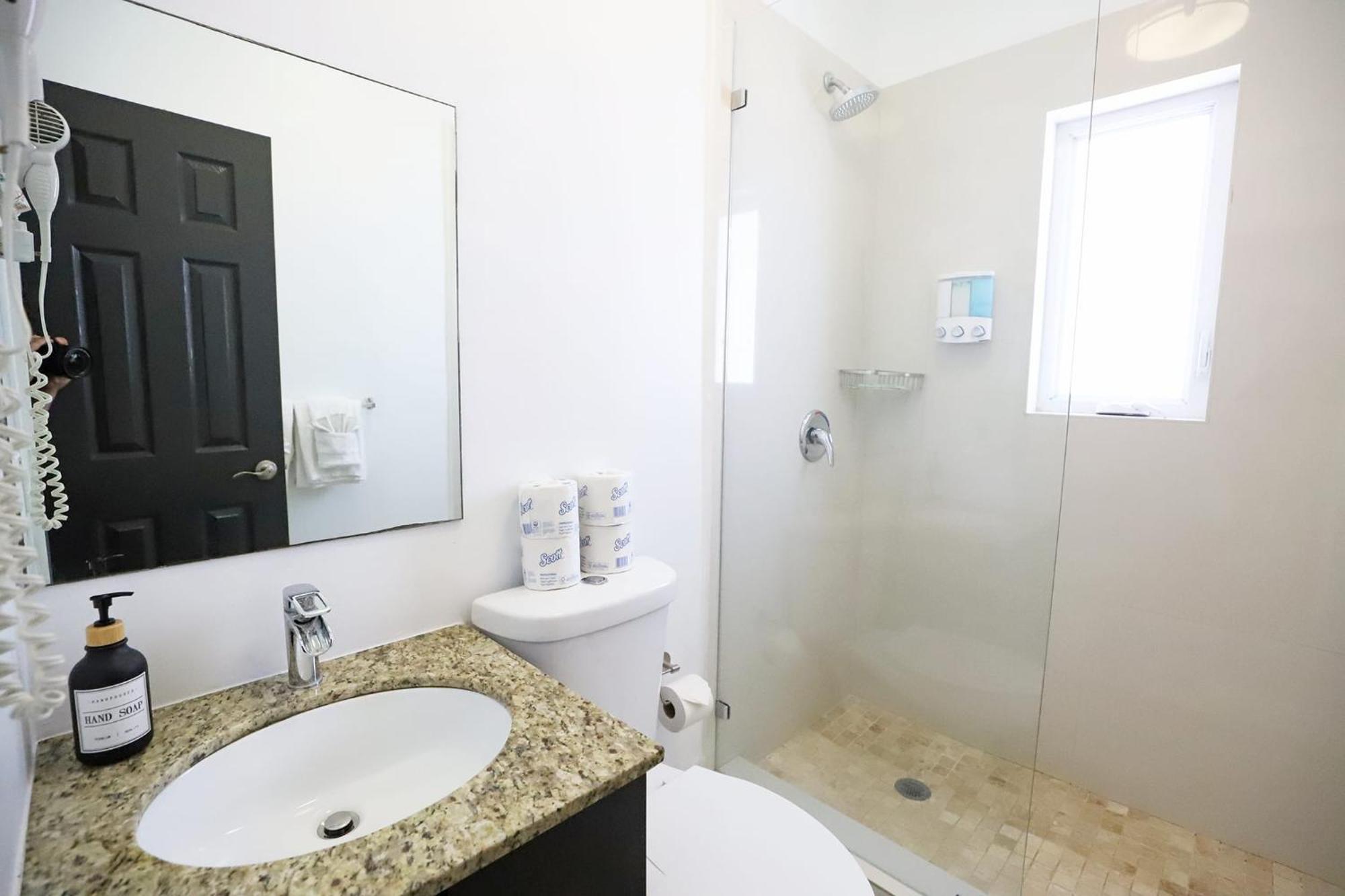 Miami Beach Apartment With Private Patio Free Parking Family Friendly No Pet Fee Экстерьер фото